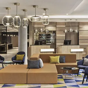 Courtyard By Marriott 4*, Hamburk Německo